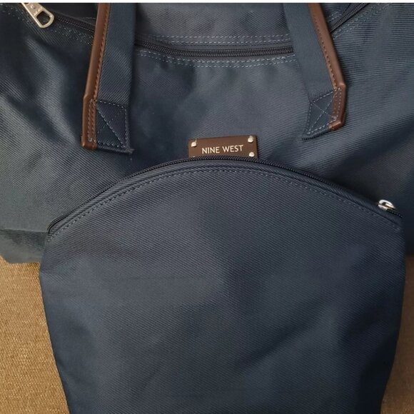 Nine West Handbags - Nine West Women's Luggage Duffel Bag Weekender Carry-on Cosmetic Set Green Teal